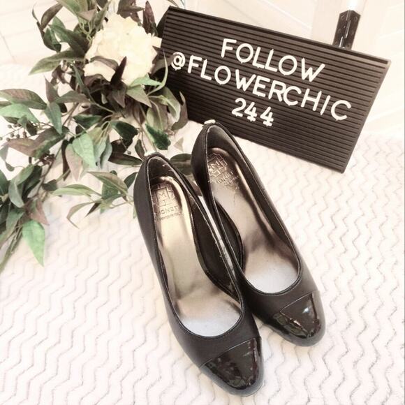 Monet Shoes - MONET PATENT LEATHER BLACK HEELS SIZE 8